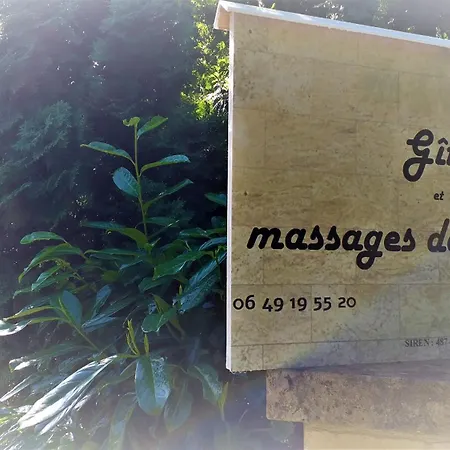 Pres De Sarlat Avec Jardin Et Salon De Massages