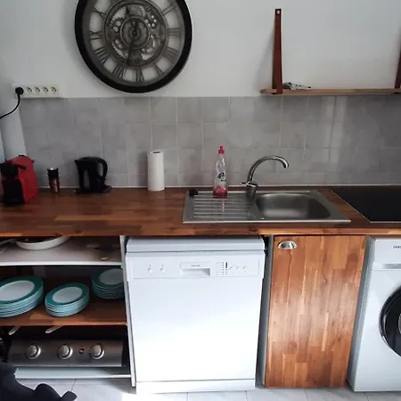 Appartement Pres De Sarlat Avec Jardin Et Salon De Massages